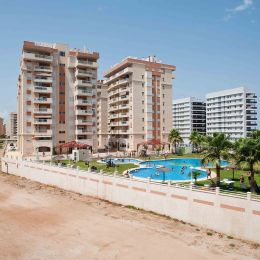 1_003_LaManga_Spain.jpg